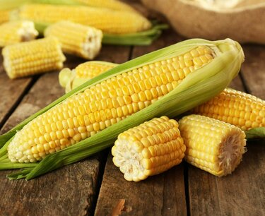 周二玉米期货跌至2020年低点，小麦和大豆也下跌