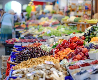 通货膨胀正在放缓：蔬菜和水果的价格正在下降，专家预测年底将进一步下降。