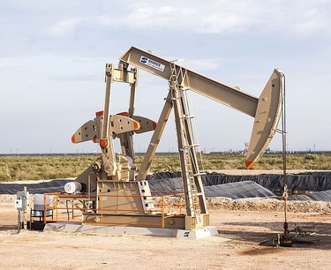 Цены на нефть снижаются: предложения на декабрь 2024 упали до 448,92 USD/T, минимум за год.