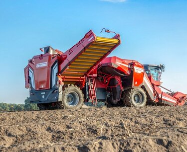 The Russian self-propelled combine harvester market grew by 13%